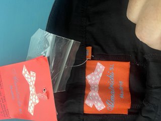 Pantalón Almatrichi negro ( solo inpost)