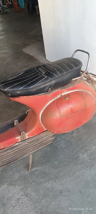 Vespa 150 S Scooter Antigua Naranja