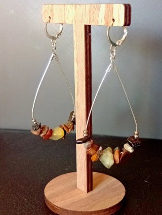 Pendientes piedras naturales