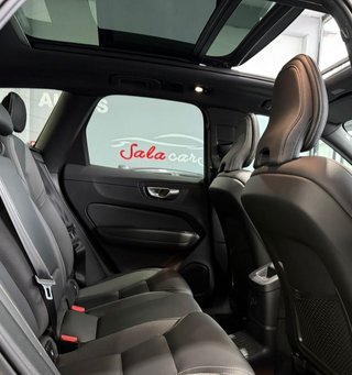 Volvo XC60 2022