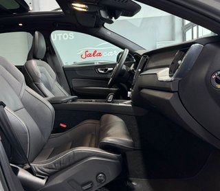 Volvo XC60 2022