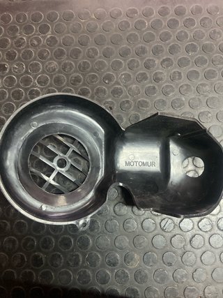 Tapa Volante Vespino Negra