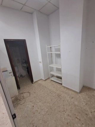 SE ALQUILA LOCAL COMERCIAL