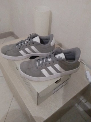 Scarpe Adidas VL Court 3.0 K Grigie Taglia 36