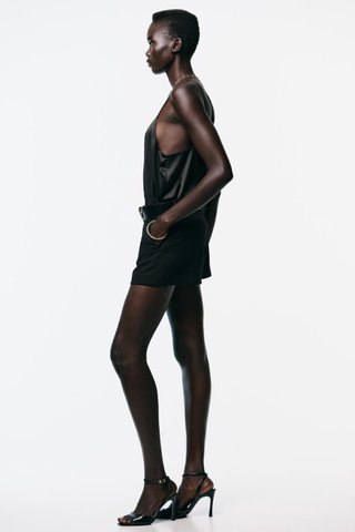 Skort de vestir