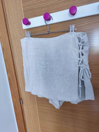 Falda pantalón Stradivarius beige Talla M
