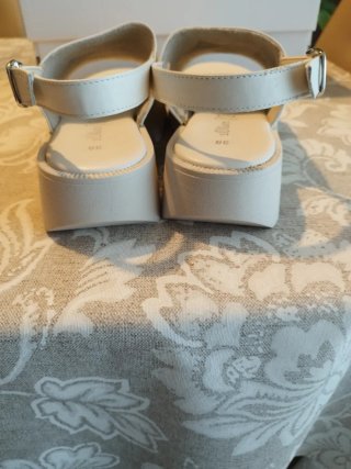Sandalias de piel S. Oliver, talla 38, 25cm.