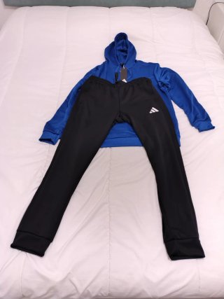Conjunto Adidas Hoodie y Pantalón Negro Azul