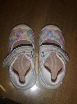 Sandalias niña Biomecanics corazones