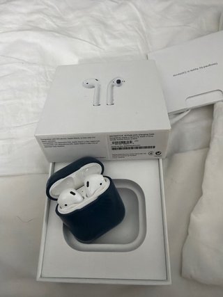 Airpods 2da Gen con estuche azul
