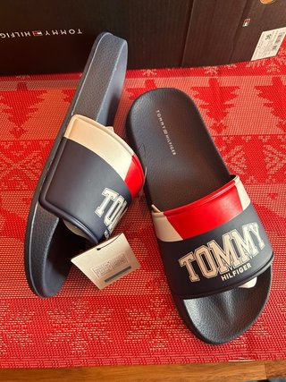 Chanclas Tommy Hilfiger Azul y Rojo
