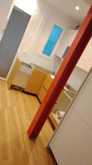 Busco trabajo Carpintero montador puertas y parque