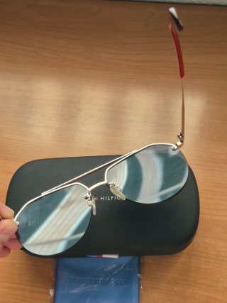 Gafas de Sol Aviador Tommy Hilfiger Negras/Plata