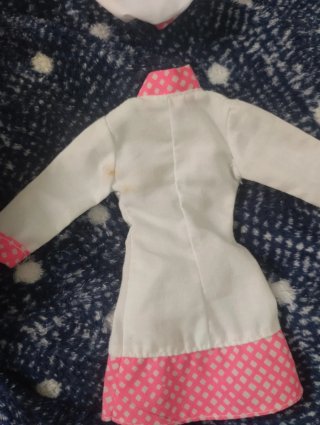 Barbie anni '90 + 2 outfit e scarpe