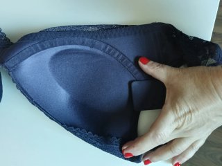 Sujetador azul de encaje