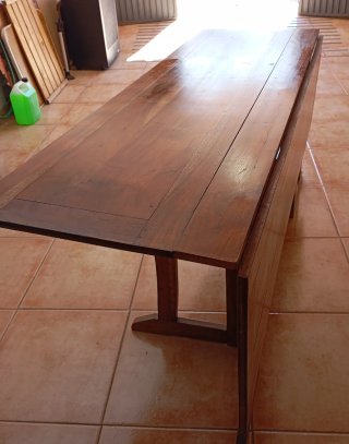 Mesa antigua plegable de madera de cedro (posiblem