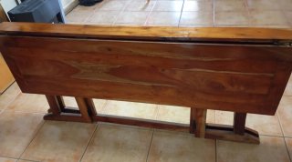 Mesa antigua plegable de madera de cedro (posiblem