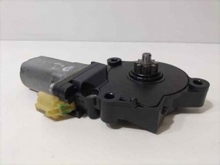 MOTOR ELEVALUNAS DELANTERO IZQUIERDO 824502E000 8