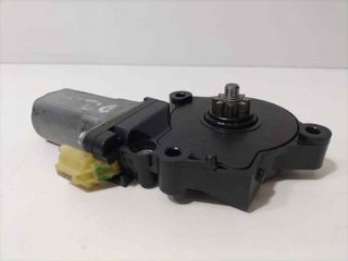 MOTOR ELEVALUNAS DELANTERO IZQUIERDO 824502E000 8