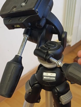 Trípode Manfrotto 055PRO y cabezal 808RC4