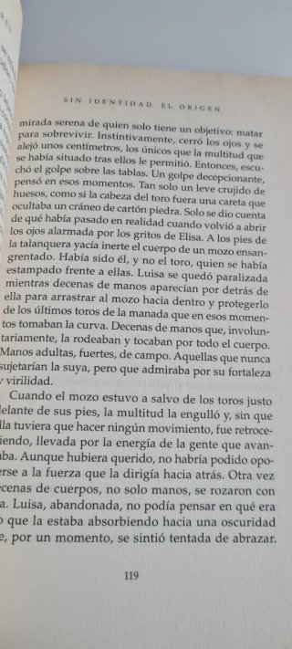 Libro Sin Identidad El Origen - (Serie Antena 3)