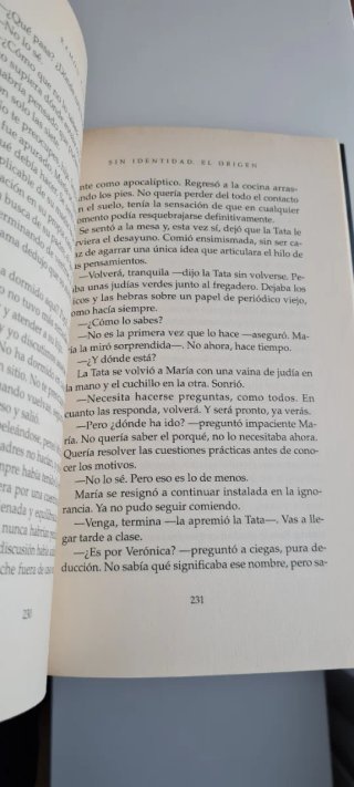 Libro Sin Identidad El Origen - (Serie Antena 3)