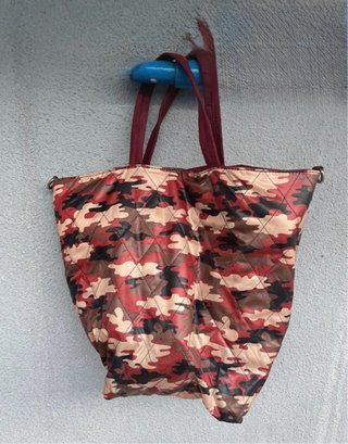 Bolso 3 en 1 de Cristian Lay Burdeos camuflaje