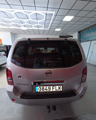 NISSAN PATHFINDER 4X4