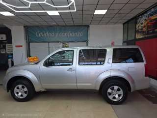 NISSAN PATHFINDER 4X4
