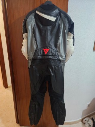 Mono Dainese Avro Talla 54