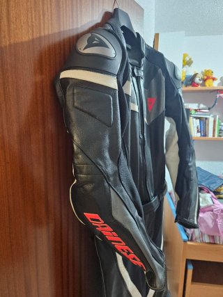 Mono Dainese Avro Talla 54