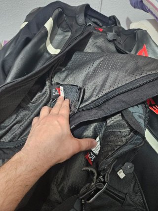 Mono Dainese Avro Talla 54