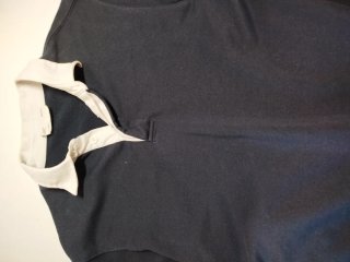 Jersey rugby azul marino y blanco
