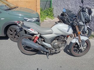 Keeway RKV 125 Blanca y Gris
