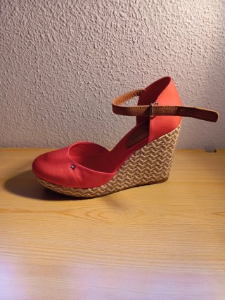 Sandalias cuña rojas