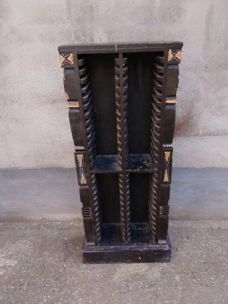 Soporte CD , estilo tribal africano