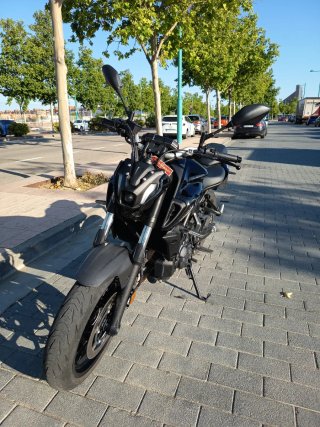 Yamaha MT-07 A2 Negra