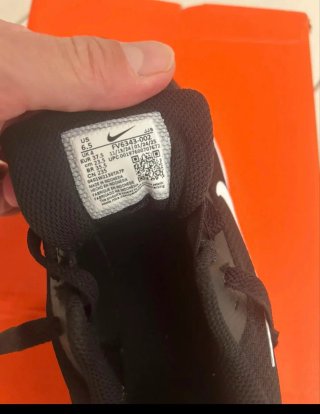 Zapatillas Nike Promina Negras y Blancas