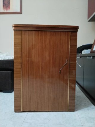 Máquina de coser Singer operativa