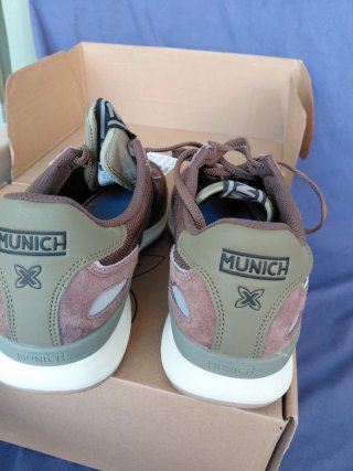 Zapatillas Munich Marrones y Verdes