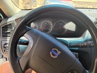 Volvo V70 2004