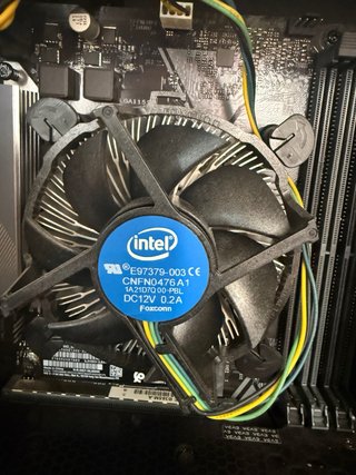 PC Gaming totalmente nuevo usado unas 30horas