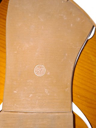 Sandalias blancas niña