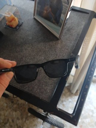 Gafas de sol INVU negras