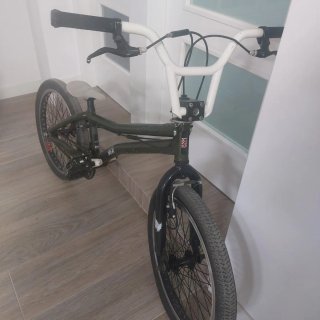 Bicicleta BMX Monty