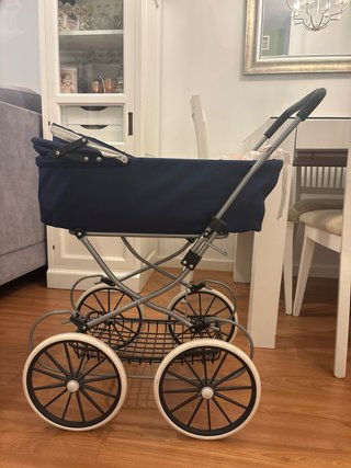 Carrito de muñecas clásico azul