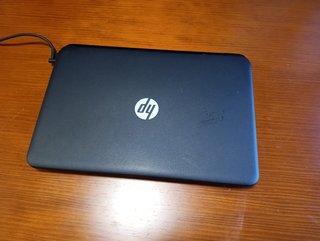 PORTATIL HP 15,6" CON SSD + WINDOWS 10 + MALETÍN