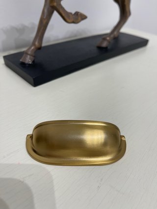 Tirador mueble dorado Ikea