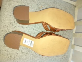 Sandalias tacón Primark marrones