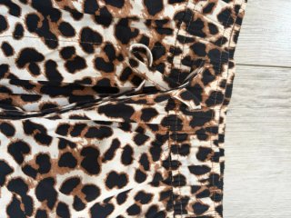 Pantalón corto estampado leopardo